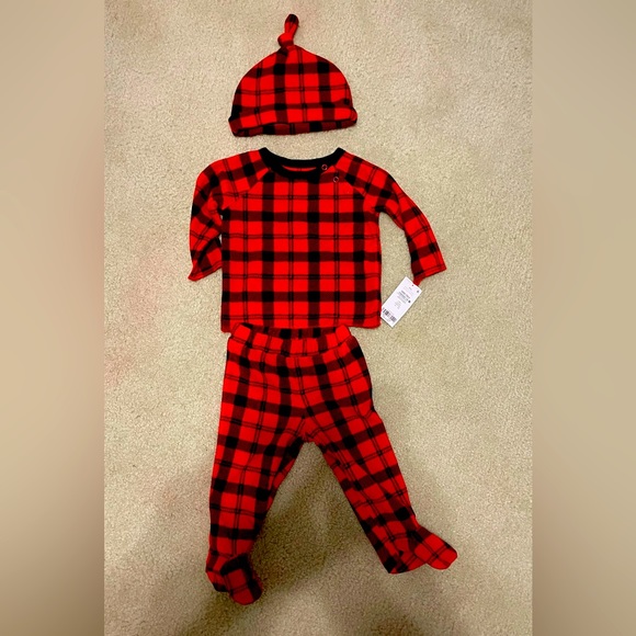 Carter’s Buffalo Plaid two piece baby pajamas 9M NWT - Picture 2 of 7